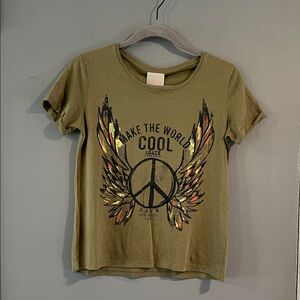 NWT INDUSTRY Olive Green‎ Peace Graphic Women's Tee S